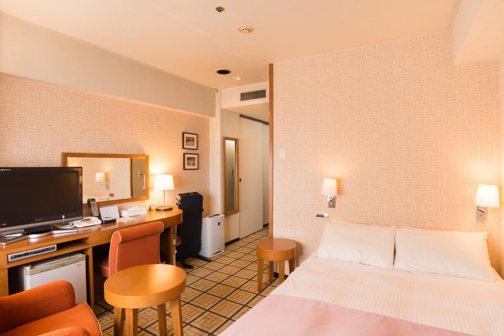 Hotel Castle Ямагата Екстериор снимка